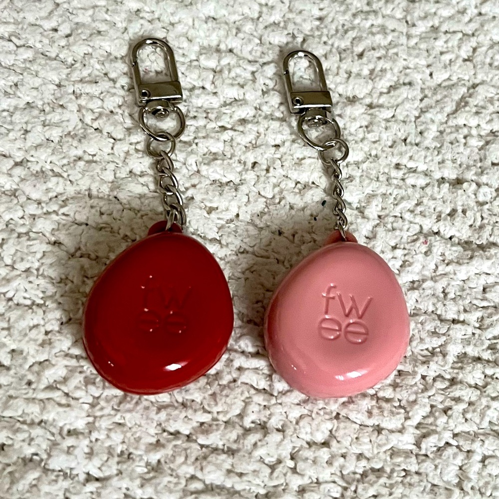 Fwee Pendant Keyring Duo